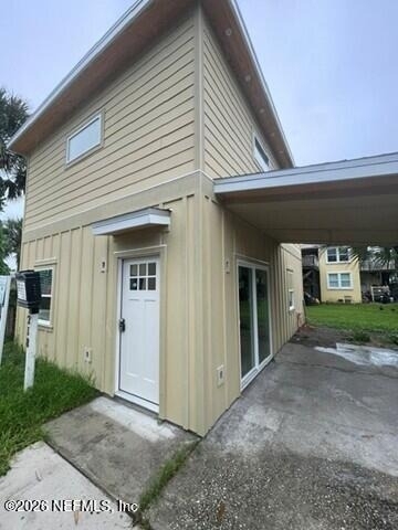 218 7th Avenue S - Photo 1