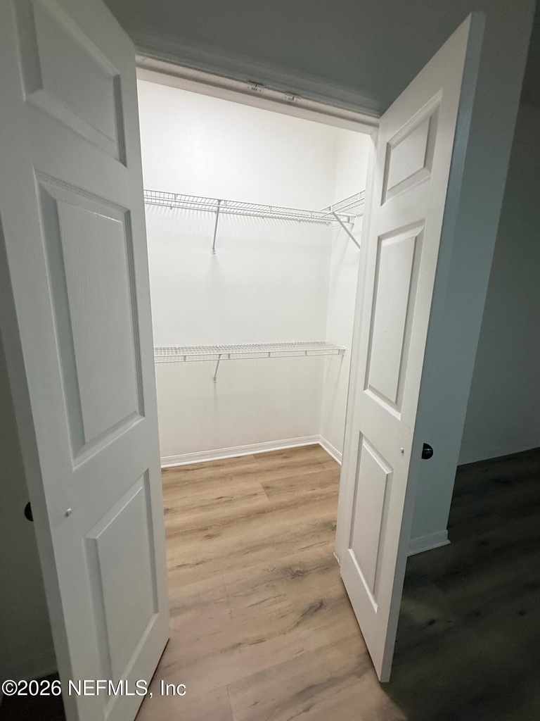 7800 Point Meadows Drive - Photo 37