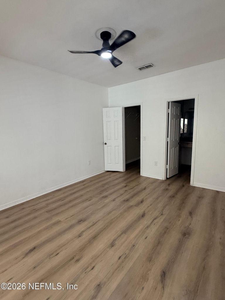 7800 Point Meadows Drive - Photo 15