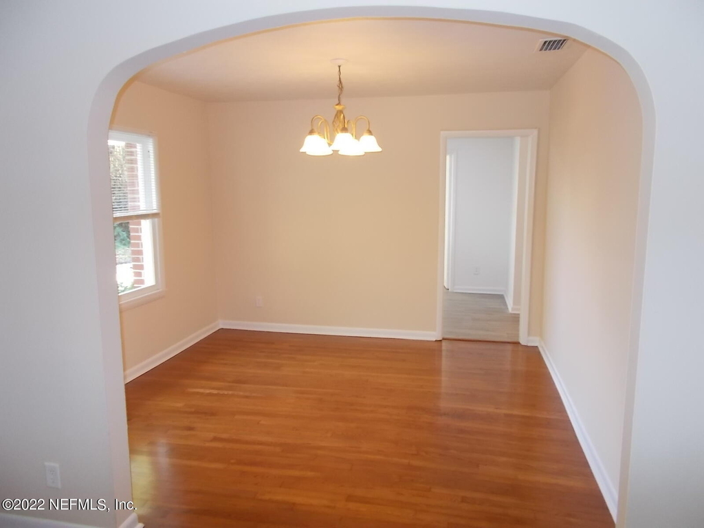 5738 Cruz Road - Photo 11