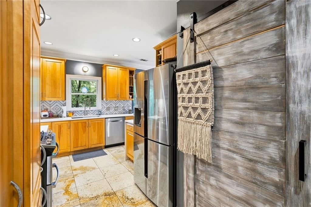 4565 Windsor Park Place - Photo 3
