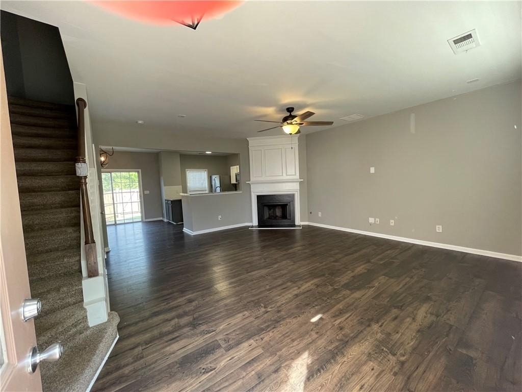 980 Prestwyck Court - Photo 2