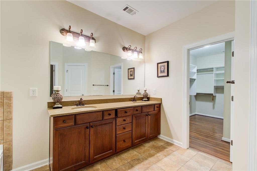 529 Olympic Way - Photo 22