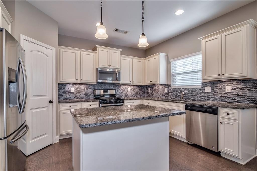 4914 Whisper Creek Court - Photo 12