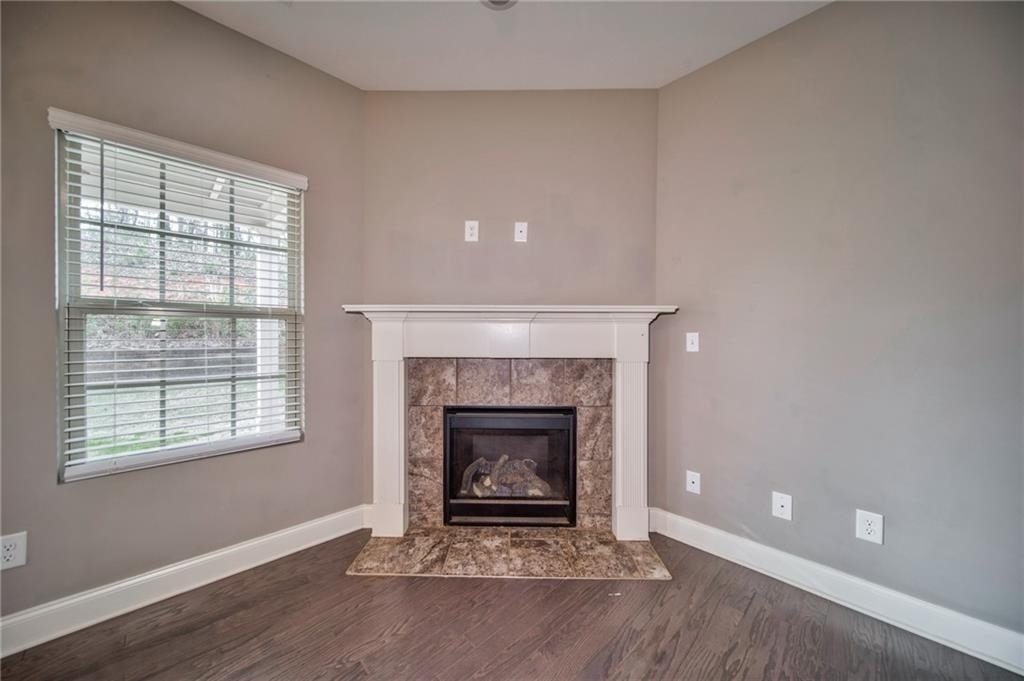 4914 Whisper Creek Court - Photo 7