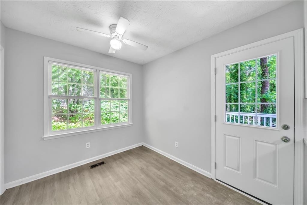608 Wood Ridge Drive - Photo 5