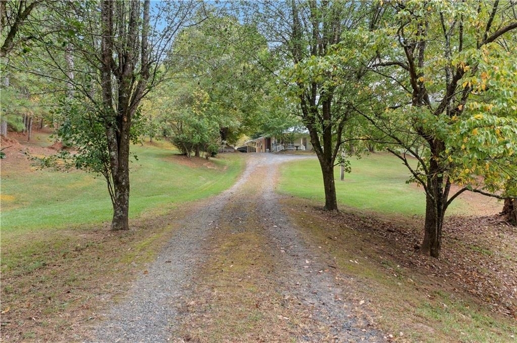696 Keetor Road - Photo 12