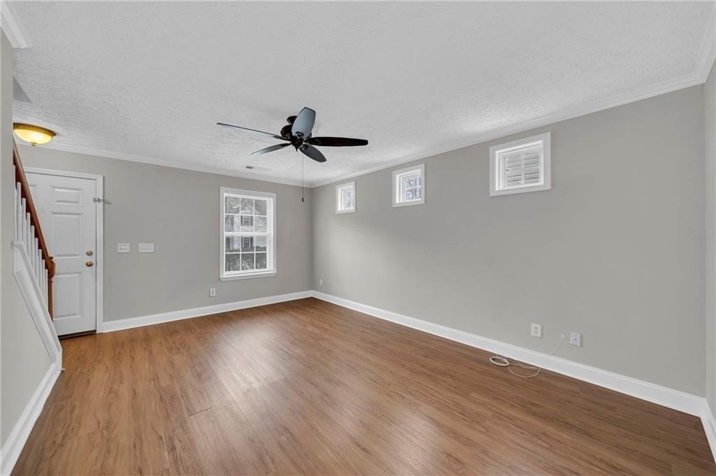 225 Osmanthus Way - Photo 10