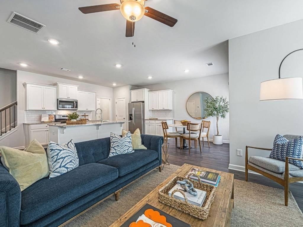 1585 Monfort Road - Photo 3
