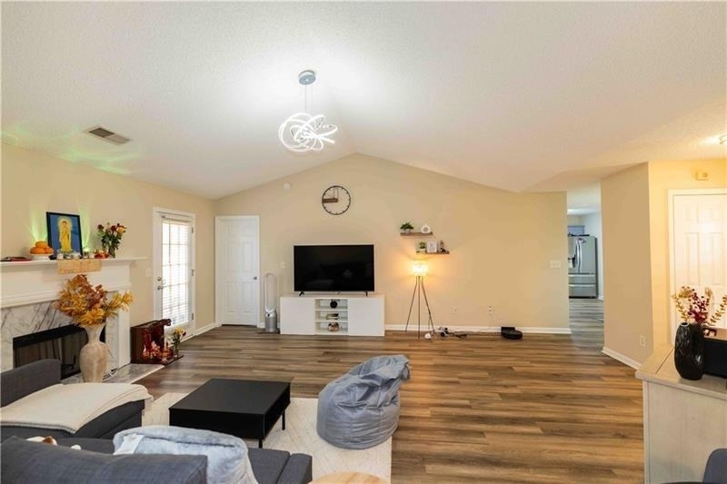 199 Amelia Creek Way - Photo 2
