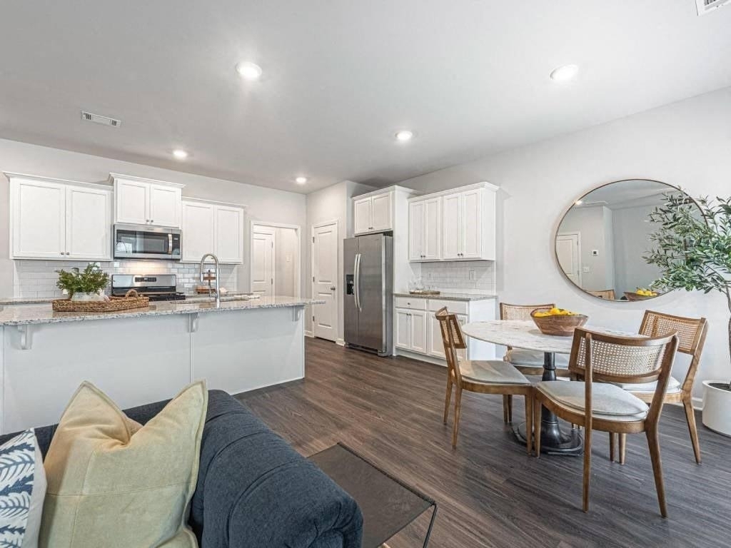 1585 Monfort Road - Photo 4