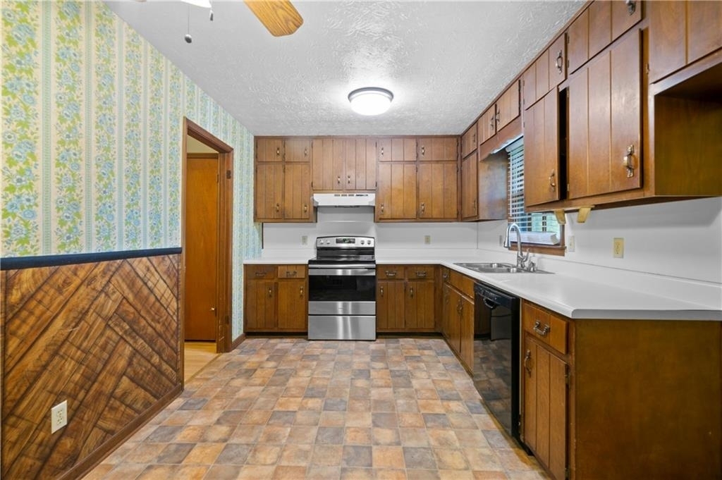 1131 Lafayette Drive Sw - Photo 4