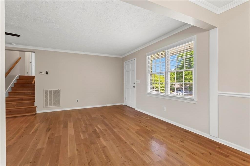 37 Skyview Circle - Photo 10