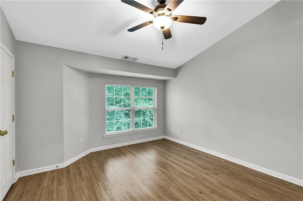 3160 Mill Springs Circle - Photo 15