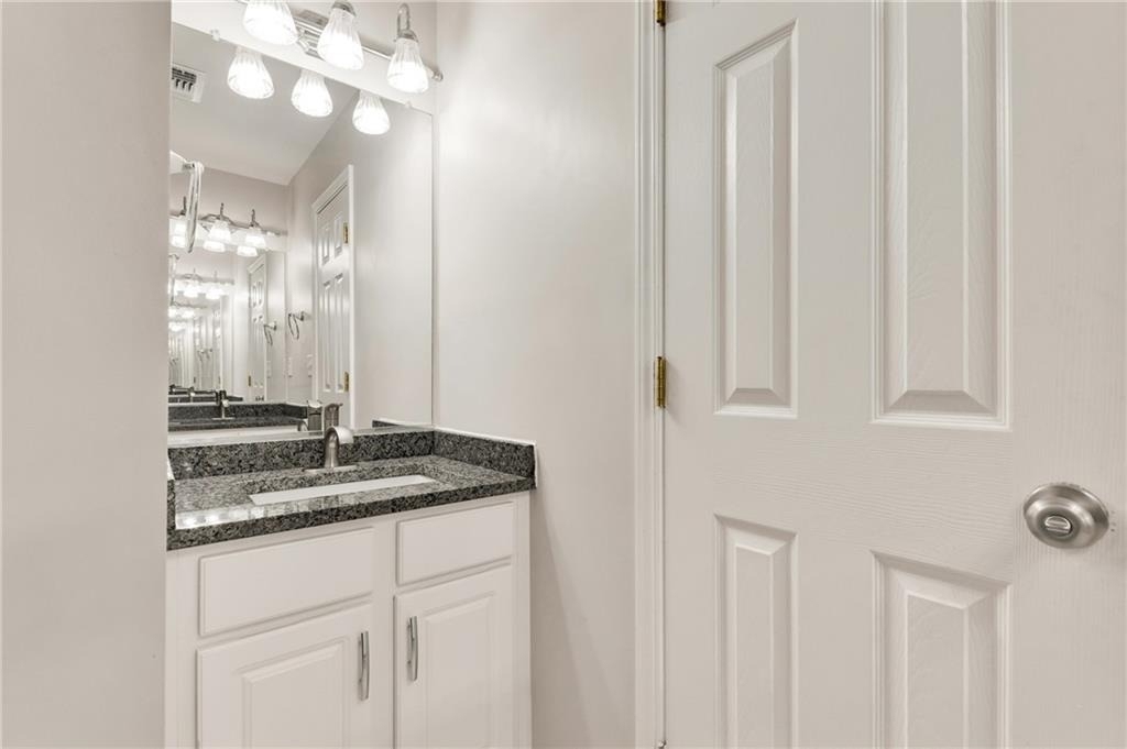 3160 Mill Springs Circle - Photo 18