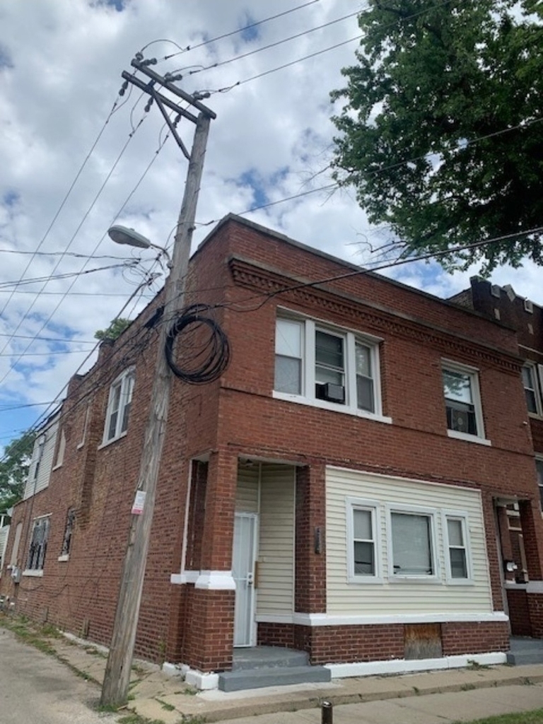 314 E 70th Street - Photo 0