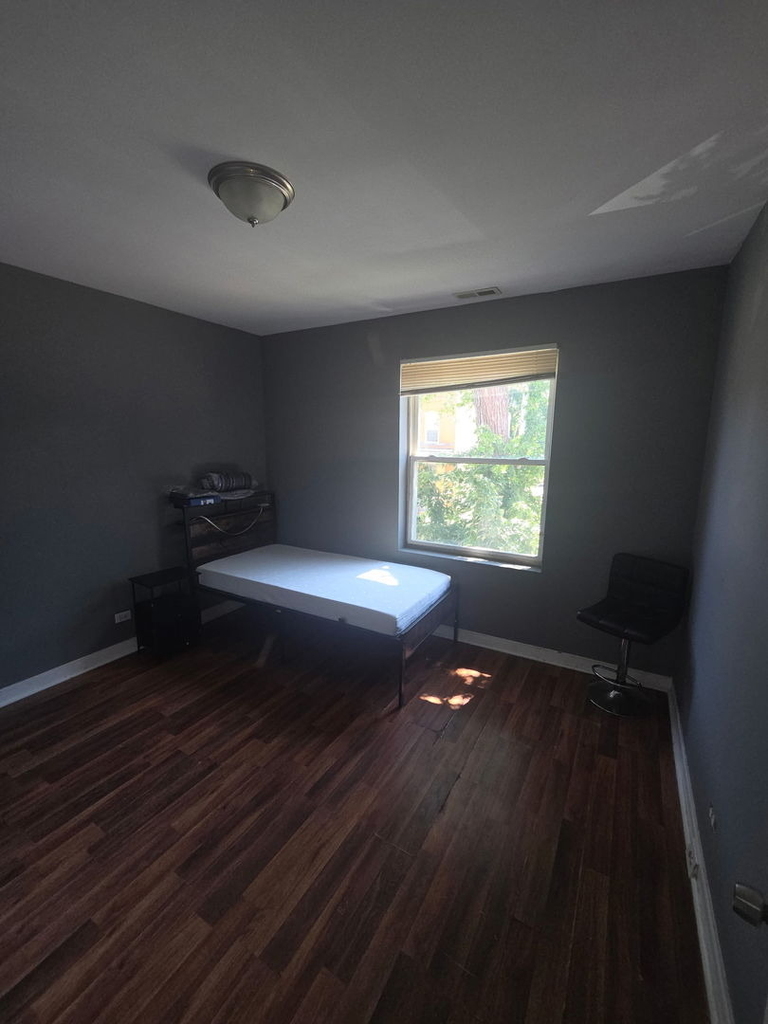 314 E 70th Street - Photo 8