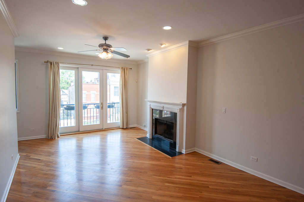 2427 W Augusta Boulevard - Photo 1