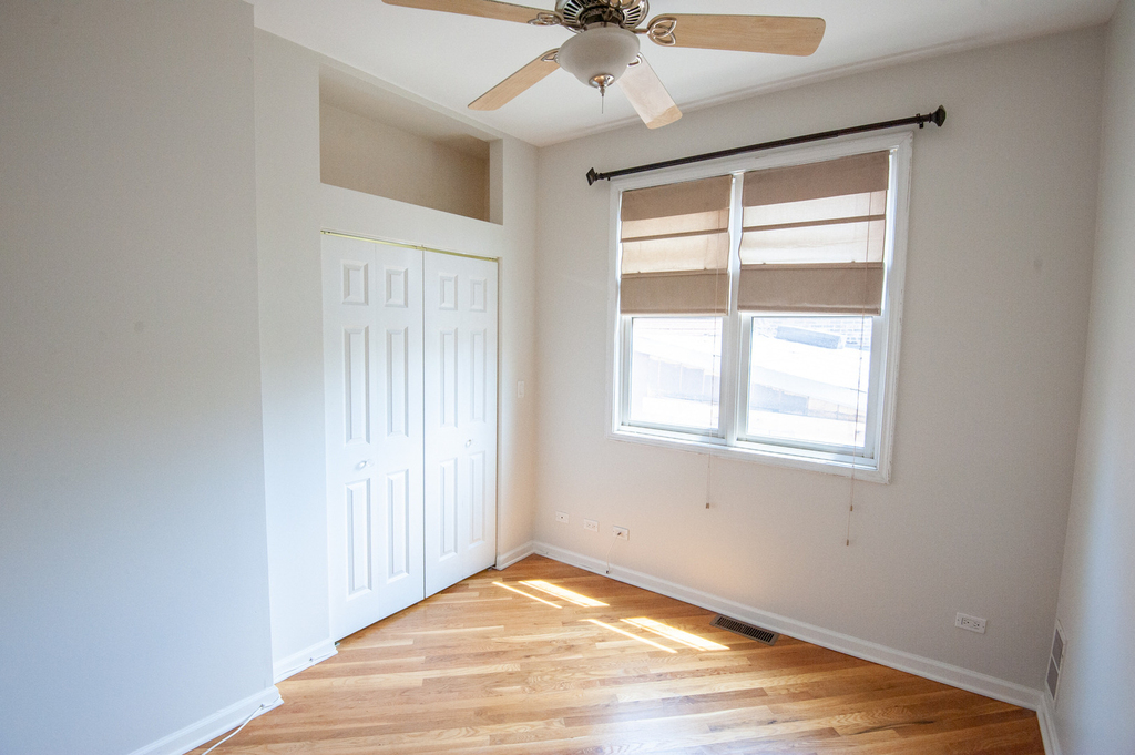 2427 W Augusta Boulevard - Photo 13