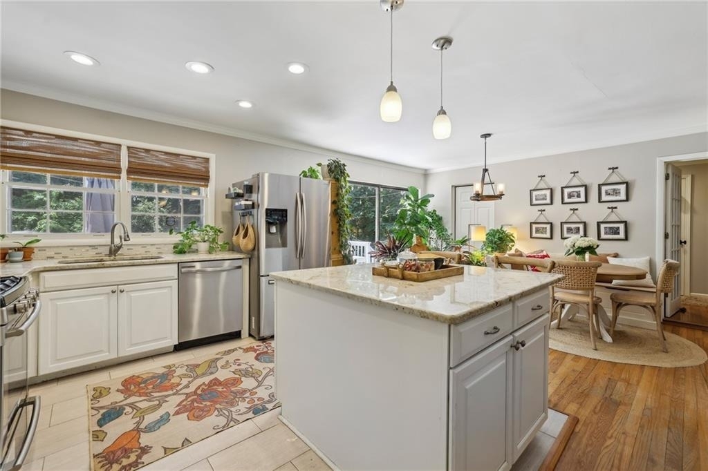 2172 Jonathon Lane Ne - Photo 8