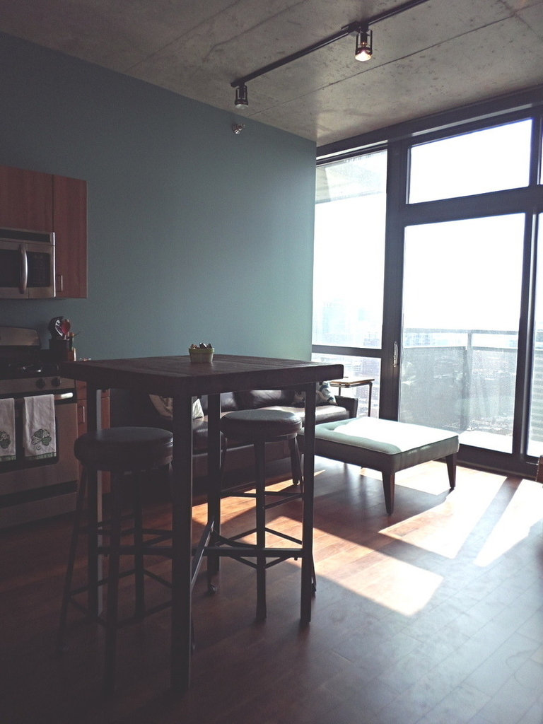 235 W Van Buren Street - Photo 2