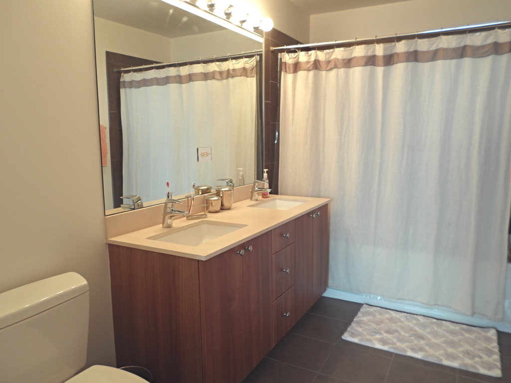235 W Van Buren Street - Photo 6