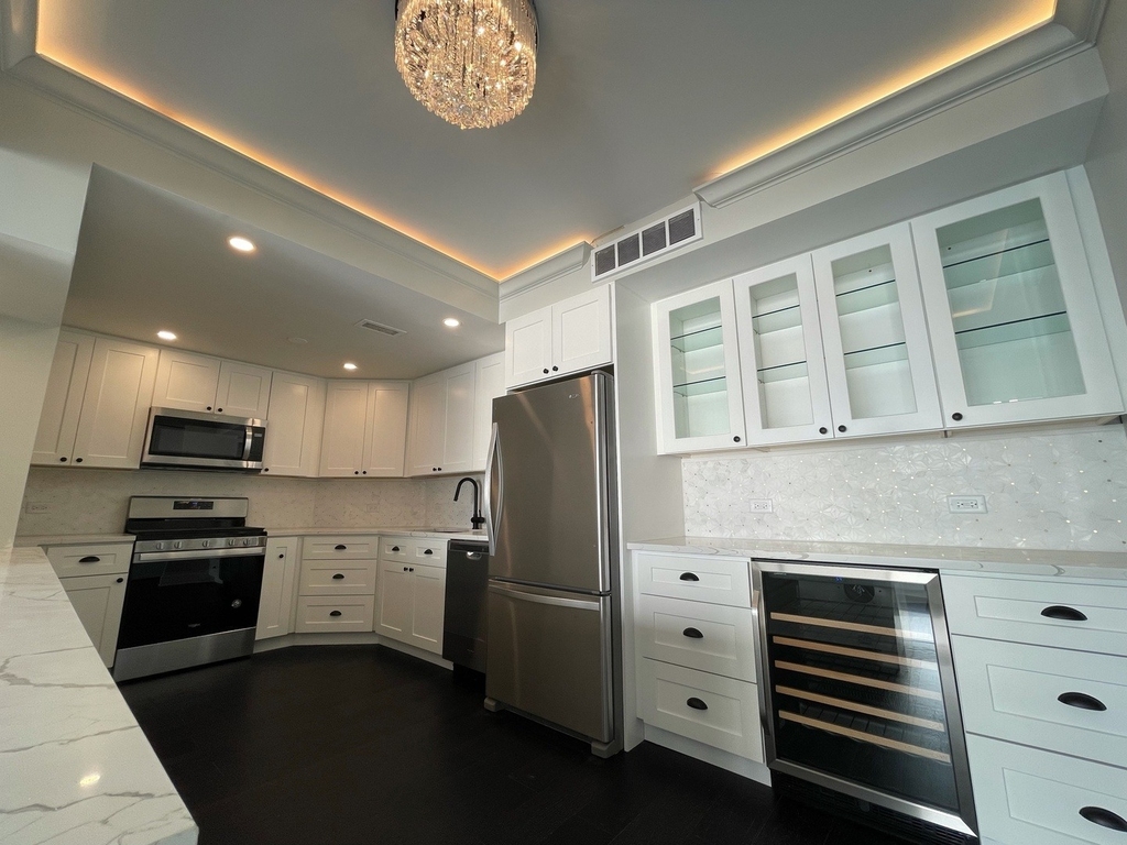 3200 N Lake Shore Drive - Photo 6