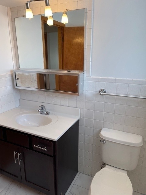 4570 N Narragansett Avenue - Photo 12