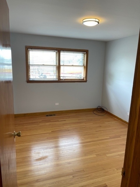 4570 N Narragansett Avenue - Photo 7