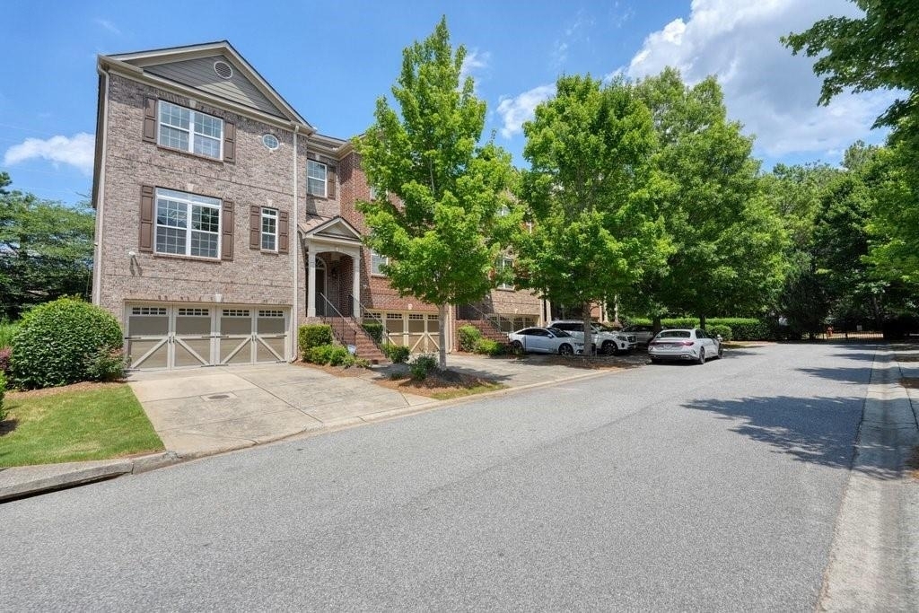 3888 Fairhill Point - Photo 2