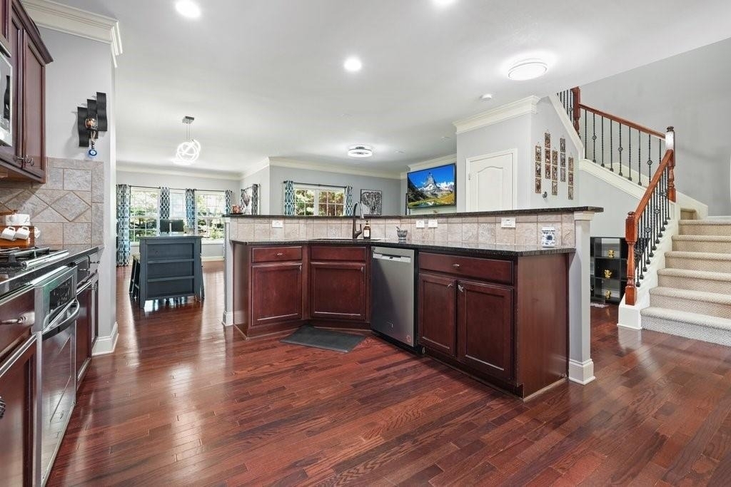 3888 Fairhill Point - Photo 20
