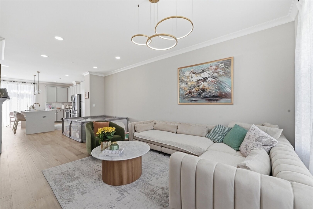 30w023 Brayman Court - Photo 3