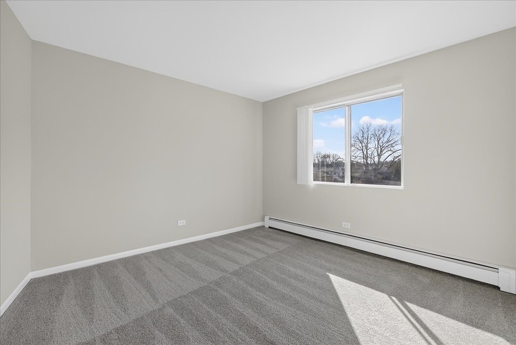 716 W 65th Street - Photo 19