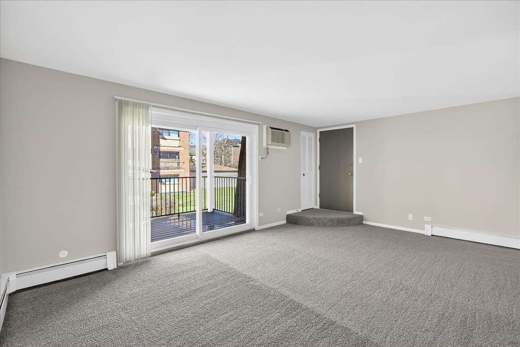716 W 65th Street - Photo 10