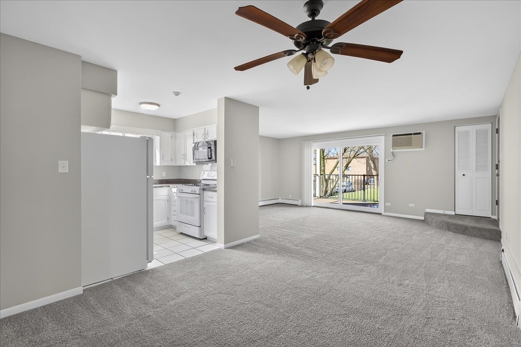 716 W 65th Street - Photo 6