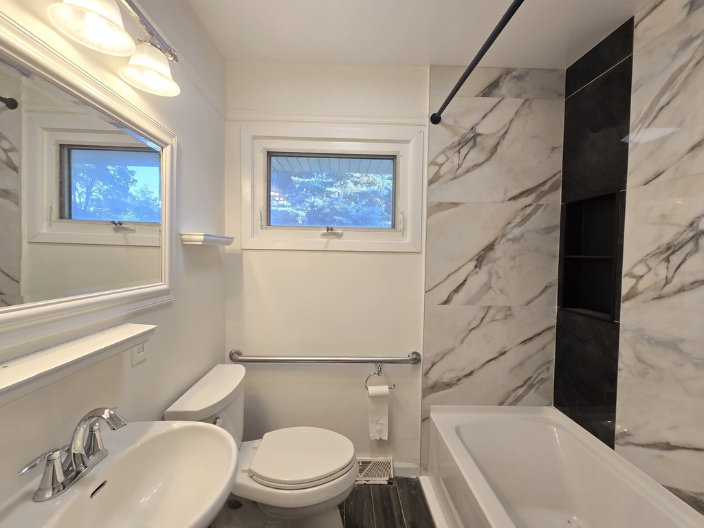58 E 55th Street - Photo 16
