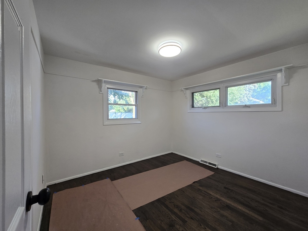 58 E 55th Street - Photo 11