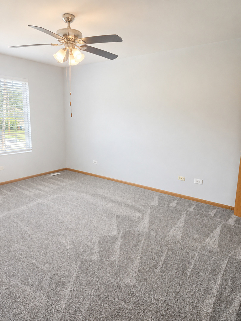 1462 Glen Ellyn Road - Photo 10
