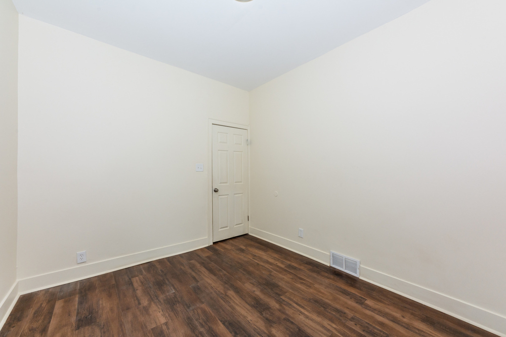 56 W 76th Street - Photo 13