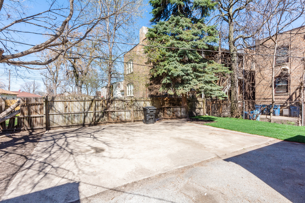 56 W 76th Street - Photo 34