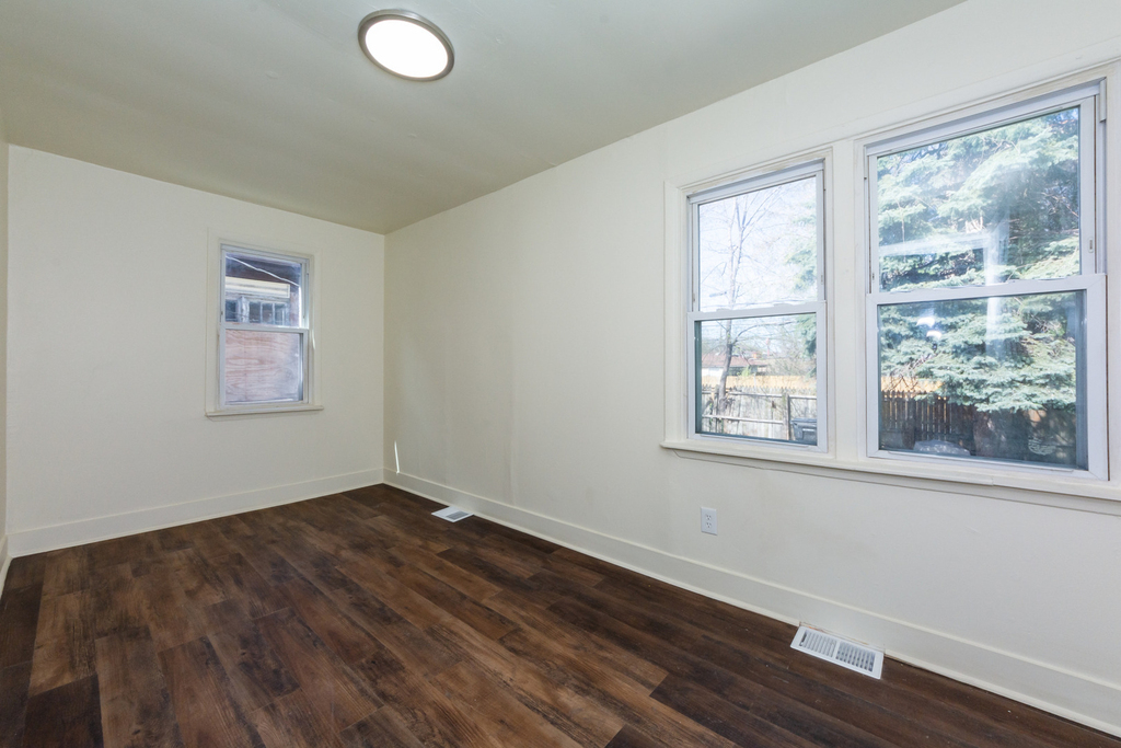 56 W 76th Street - Photo 10