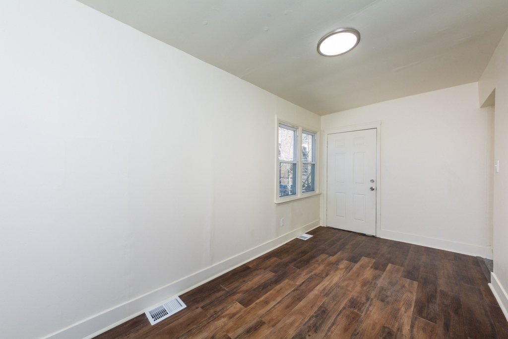 56 W 76th Street - Photo 11