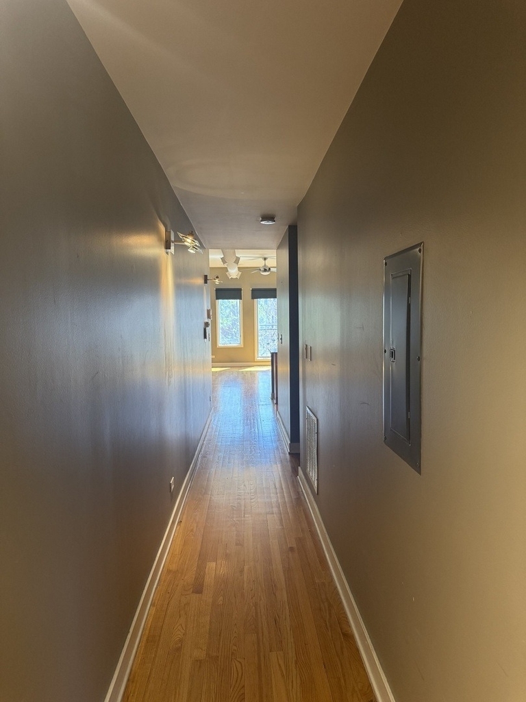 420 N Noble Street - Photo 10