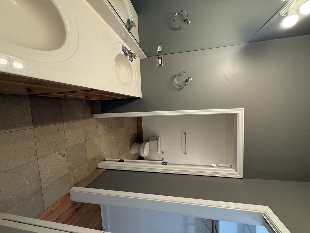 420 N Noble Street - Photo 14