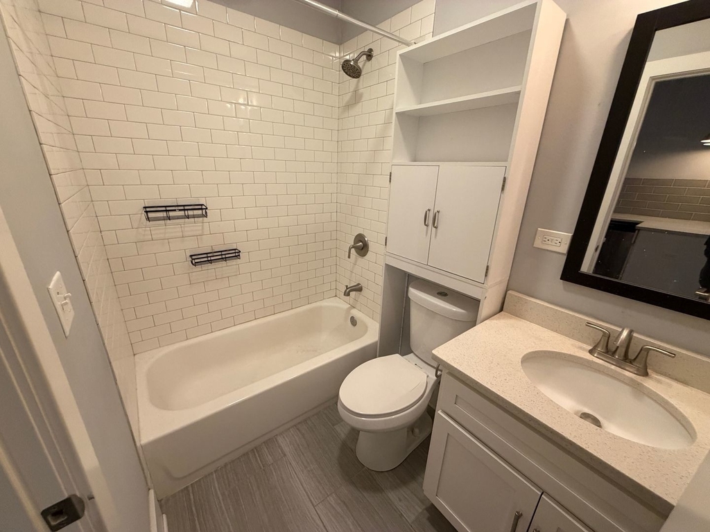 1722 W 21st Street - Photo 8