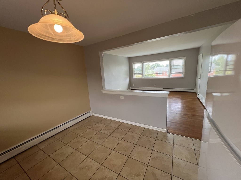 236 W Johnson Street - Photo 2