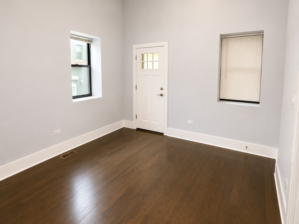 1722 W 21st Street - Photo 3