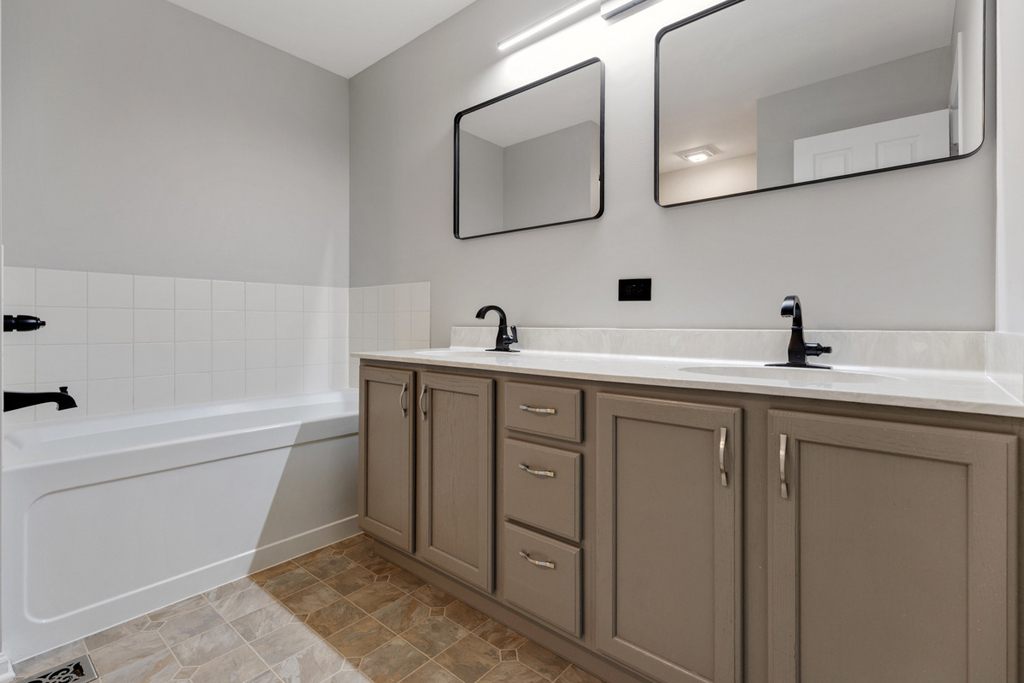 2255 Hudson Circle - Photo 14