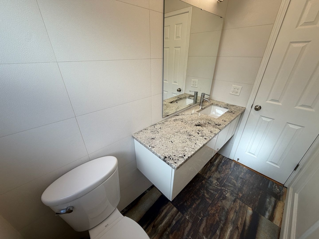 9713 River Street - Photo 11