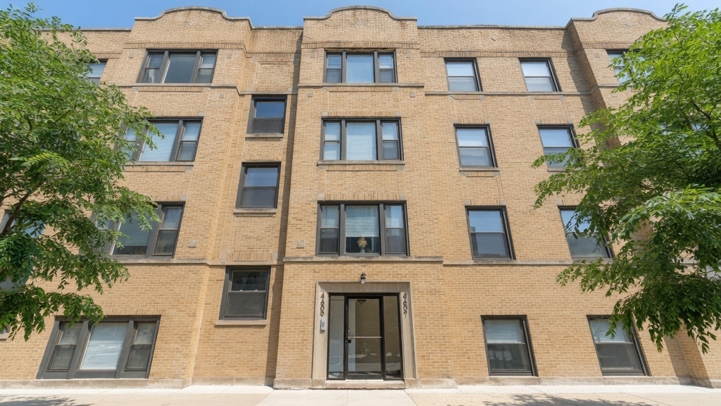 4609 N Kimball Avenue - Photo 0